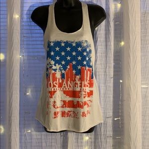 Basic white graphic tee shirt